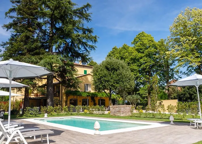 La Casa Di Nani 8, Emma Форли