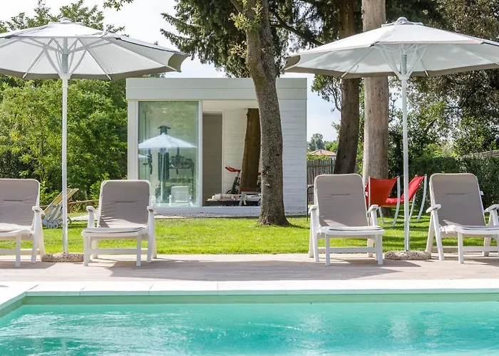 La Casa Di Nani 8, Emma Вилла *