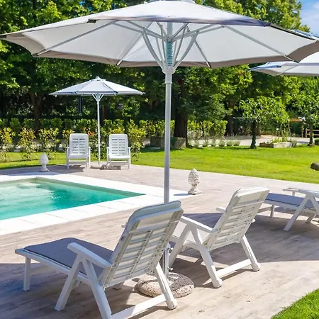 La Casa Di Nani 8, Emma Villa *