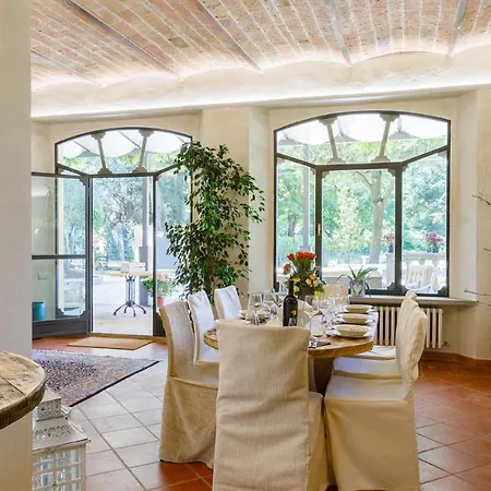 Villa La Casa Di Nani 8, Emma Forlì