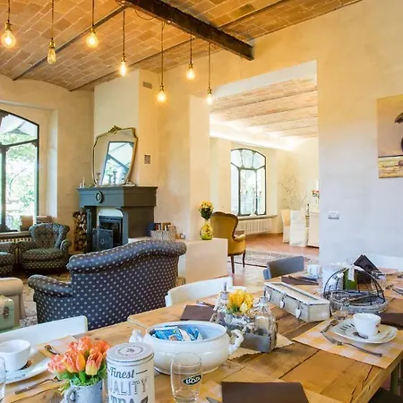 Villa La Casa Di Nani 8, Emma