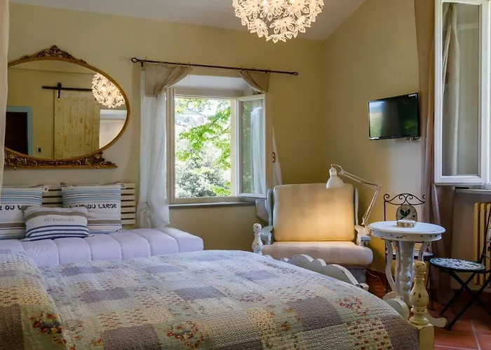 La Casa Di Nanì 8, Emma Forlì