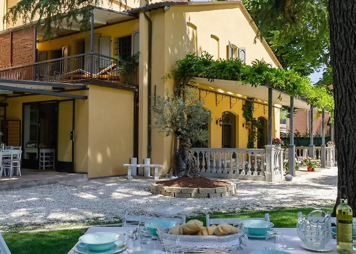 La Casa Di Nani 8, Emma Villa Forlì