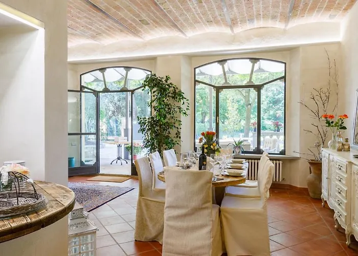 Villa La Casa Di Nanì 8, Emma Forlì